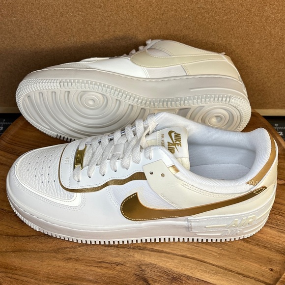 Nike
Air force 1
Shadow
Nwot - Picture 4 of 12